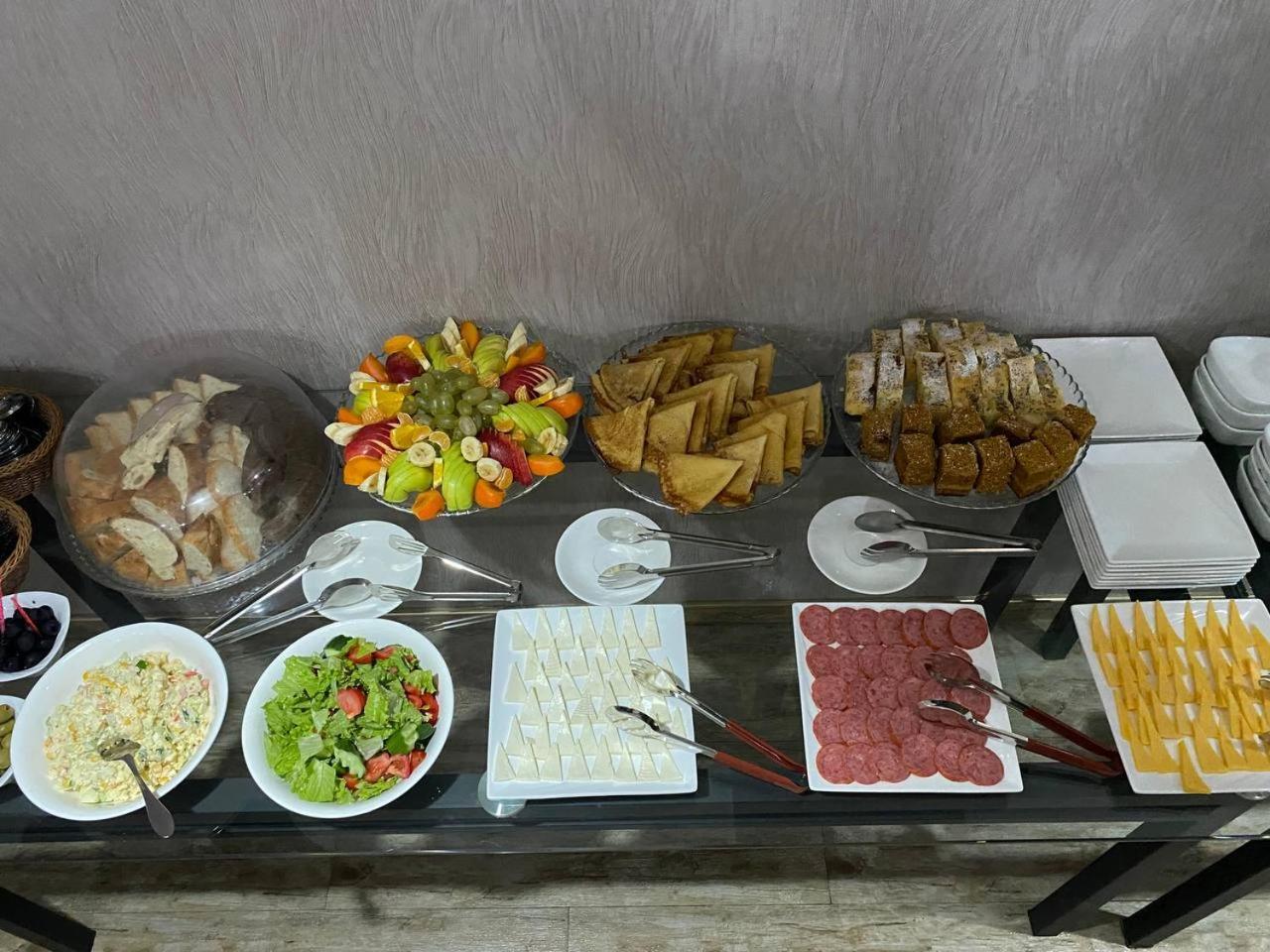 Tourist Inn Hotel Tashkent Ngoại thất bức ảnh