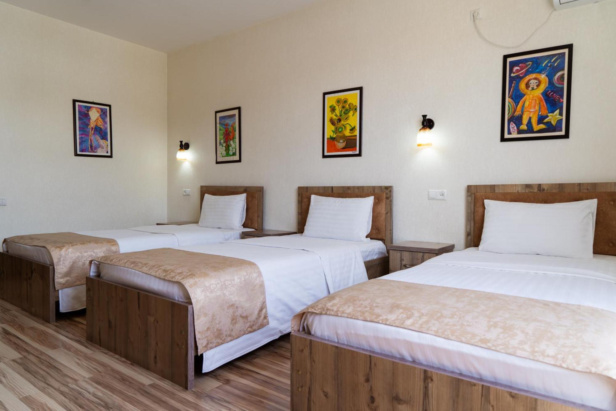 Tourist Inn Hotel Tashkent Ngoại thất bức ảnh
