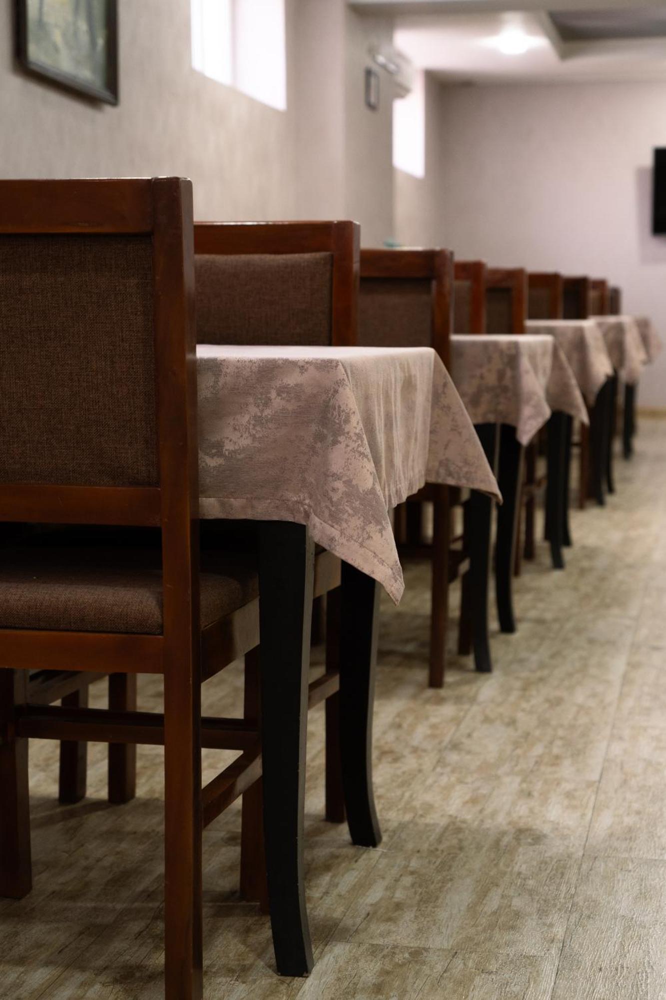 Tourist Inn Hotel Tashkent Ngoại thất bức ảnh