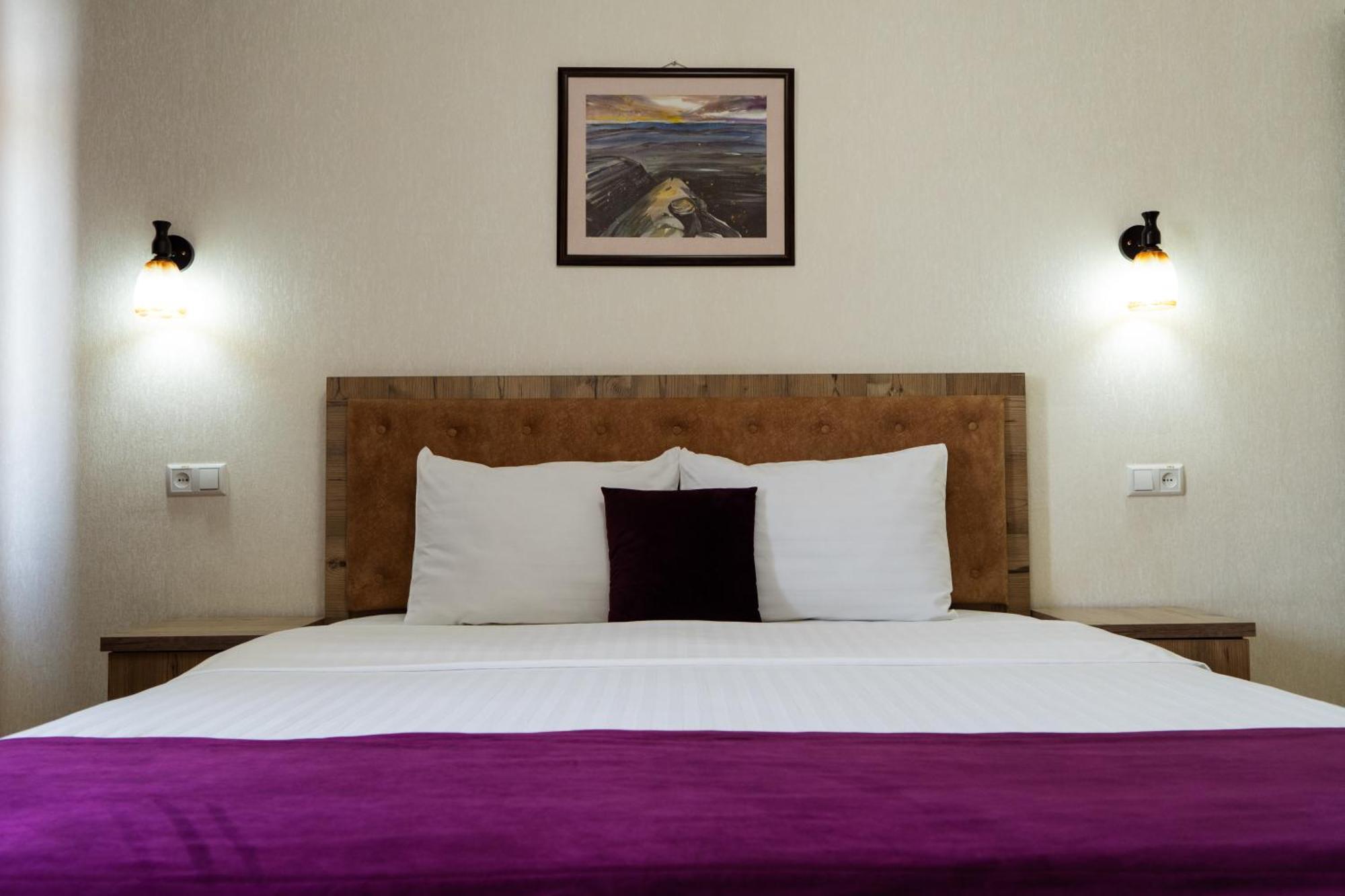 Tourist Inn Hotel Tashkent Ngoại thất bức ảnh