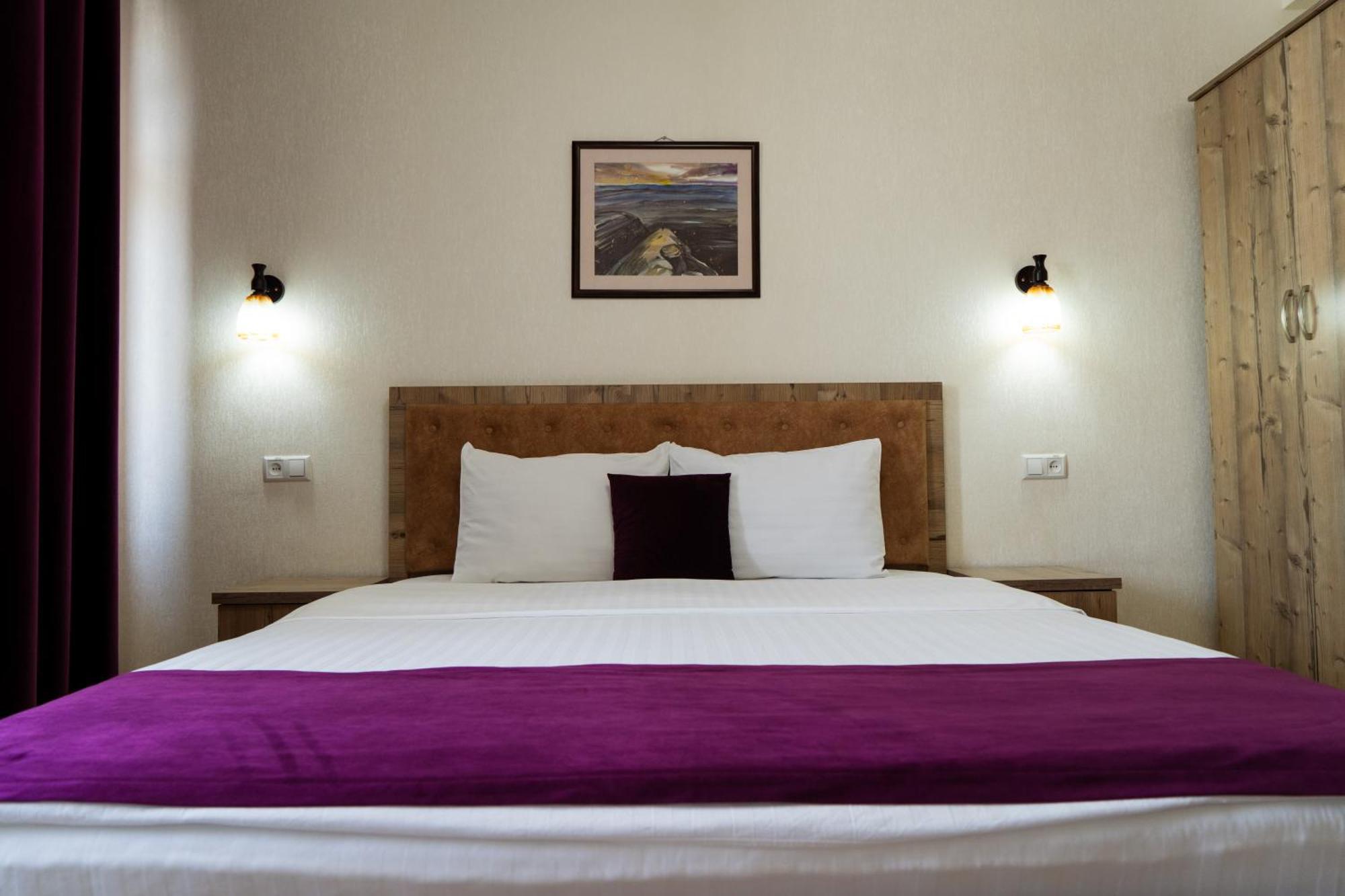 Tourist Inn Hotel Tashkent Ngoại thất bức ảnh