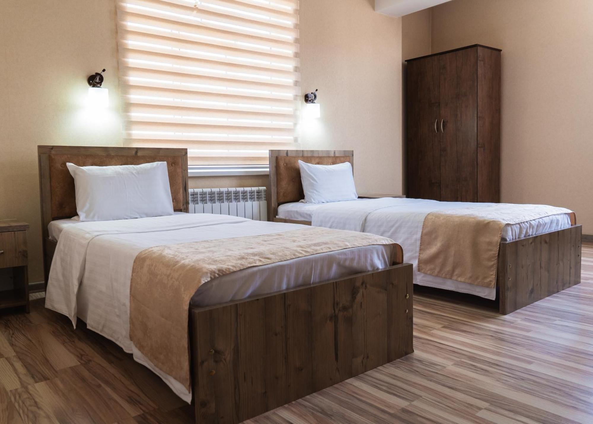 Tourist Inn Hotel Tashkent Ngoại thất bức ảnh