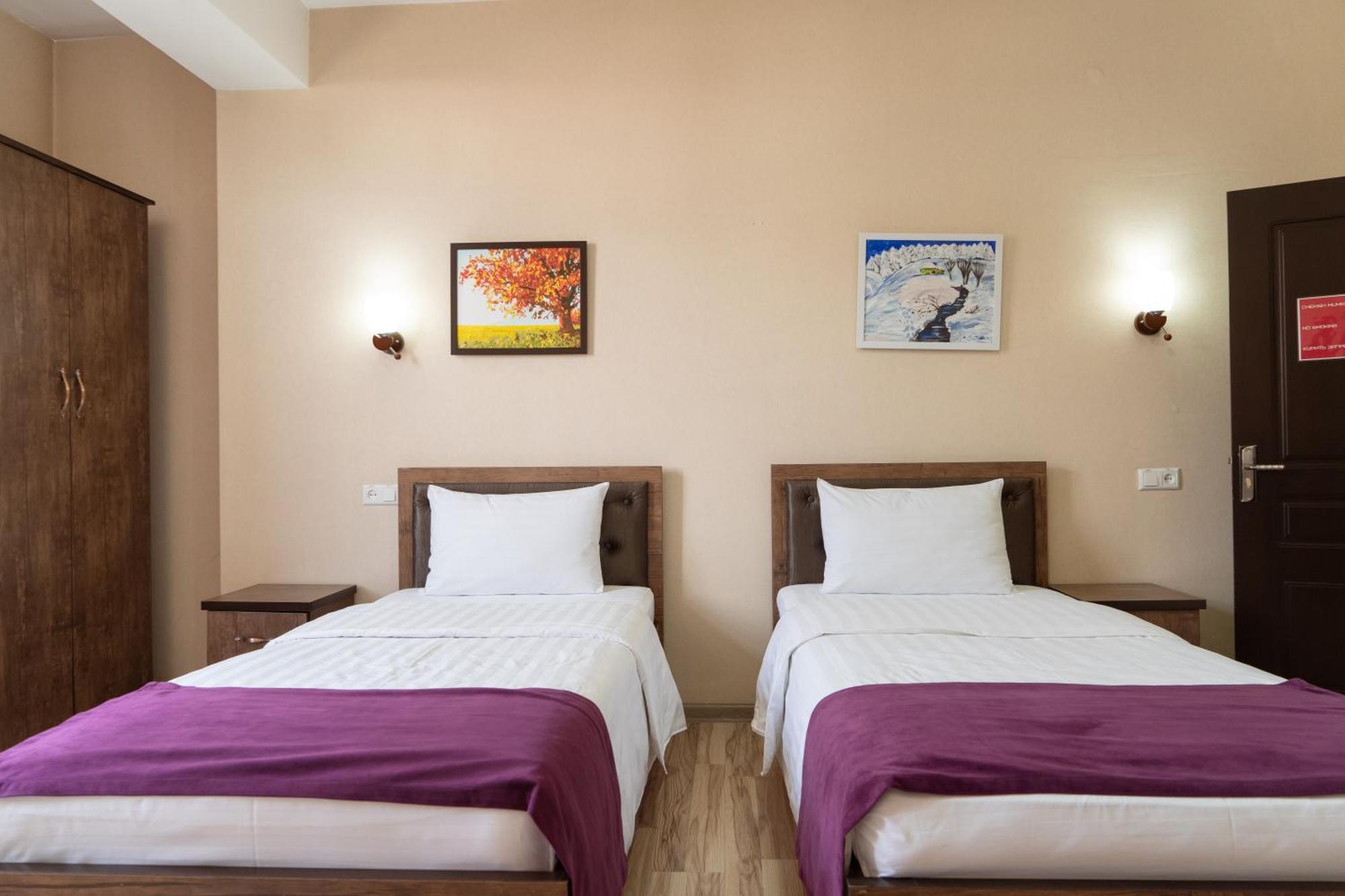 Tourist Inn Hotel Tashkent Ngoại thất bức ảnh