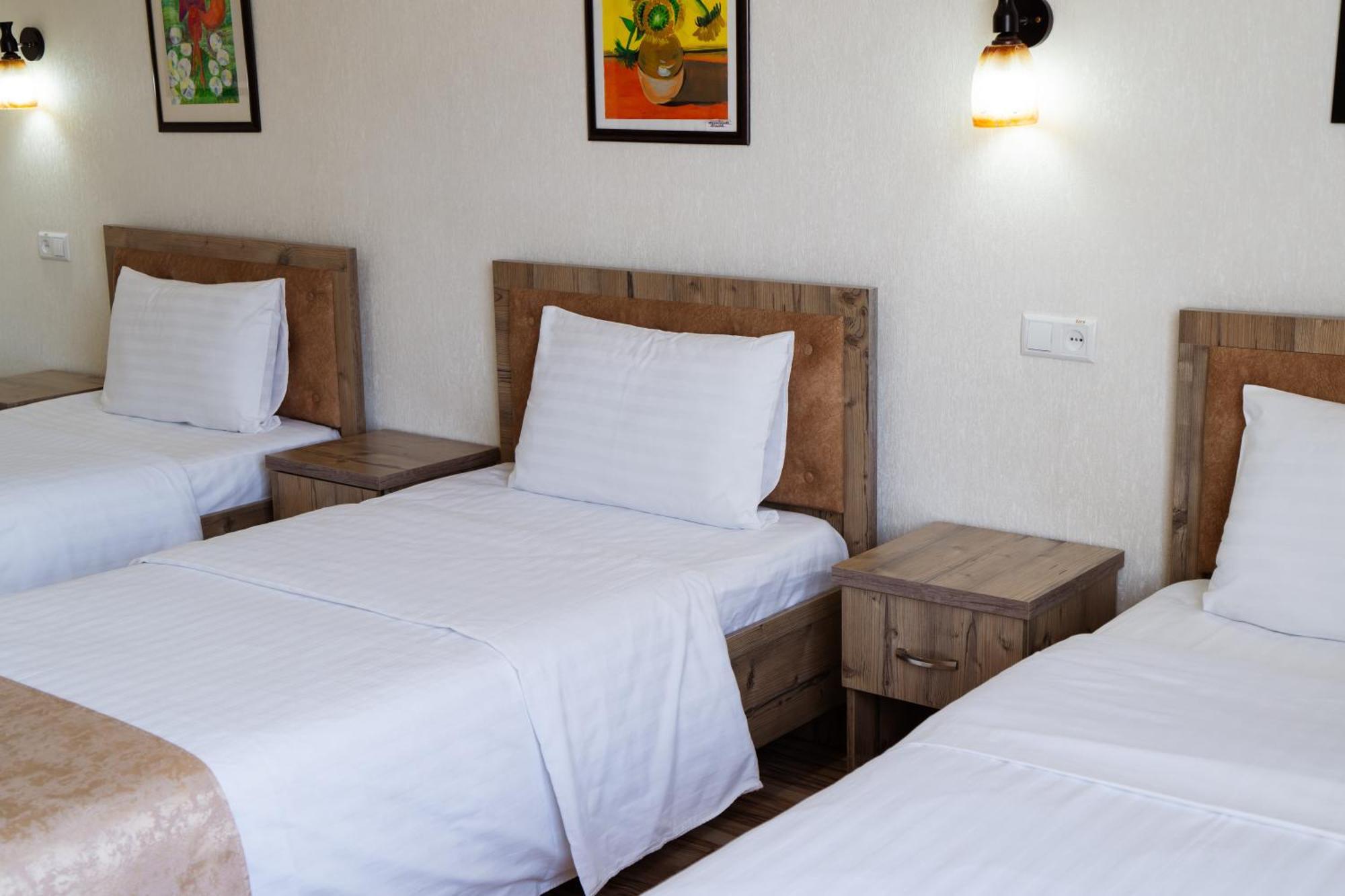 Tourist Inn Hotel Tashkent Ngoại thất bức ảnh
