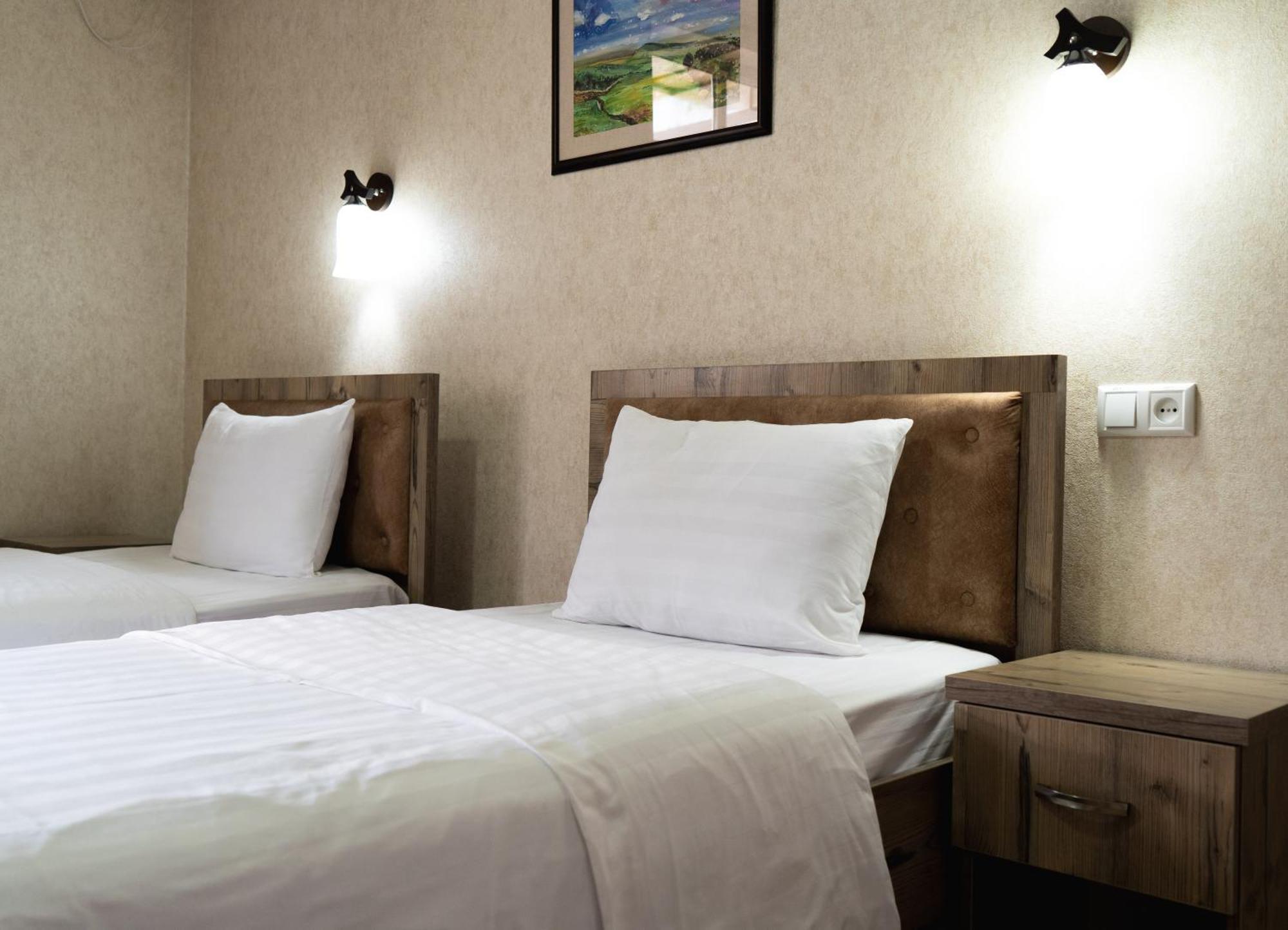 Tourist Inn Hotel Tashkent Ngoại thất bức ảnh