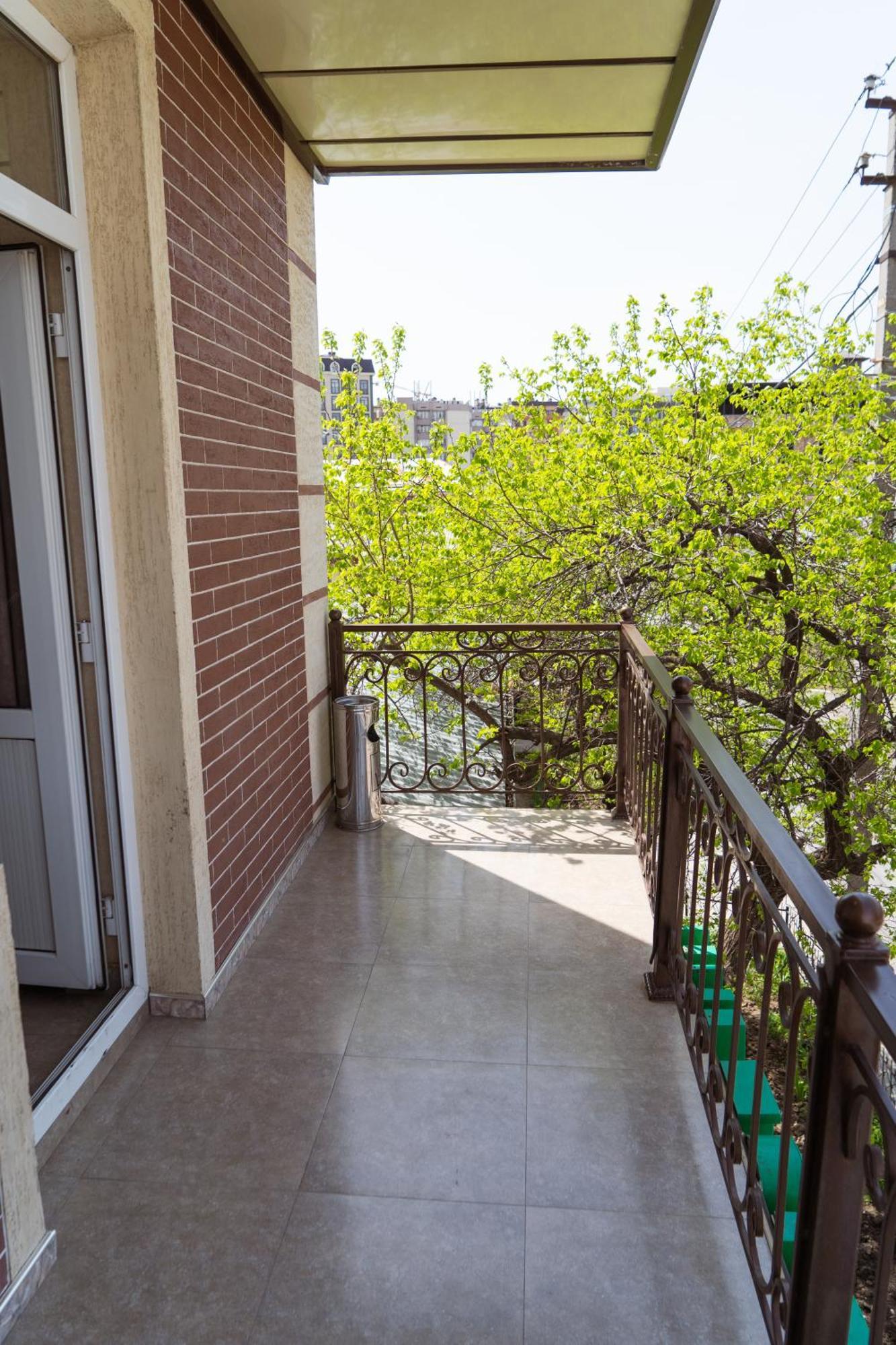 Tourist Inn Hotel Tashkent Ngoại thất bức ảnh