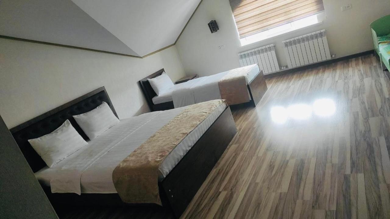 Tourist Inn Hotel Tashkent Ngoại thất bức ảnh