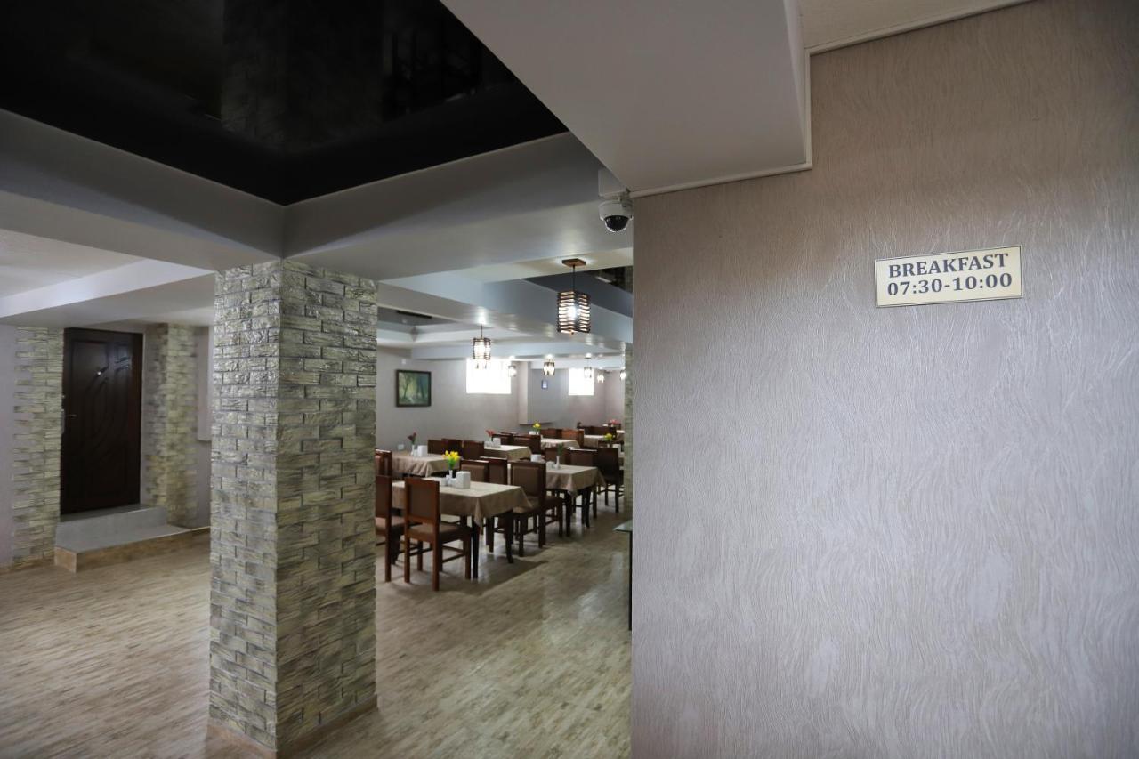 Tourist Inn Hotel Tashkent Ngoại thất bức ảnh